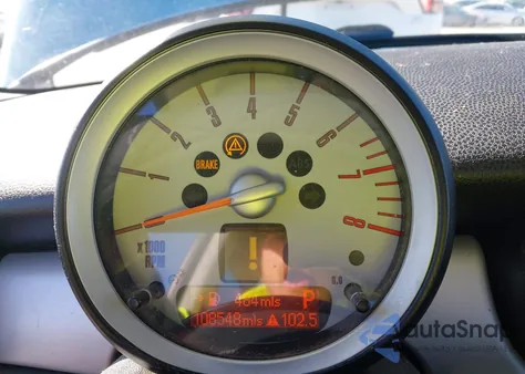 2010 Mini Cooper from USA, damaged, VIN WMWMF3C52ATZ25725